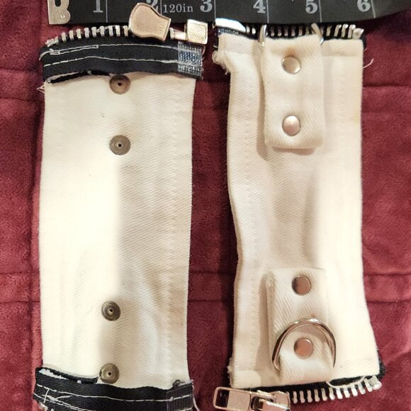 RARE Vintage Lip Service Institutionalized Canvas wrist cuffs - white - Picture 2 of 3